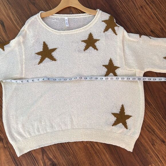 Wishlist Cream Sweater with Scattered Stars in Brown. Size M/L Adorable - Picture 3 of 5